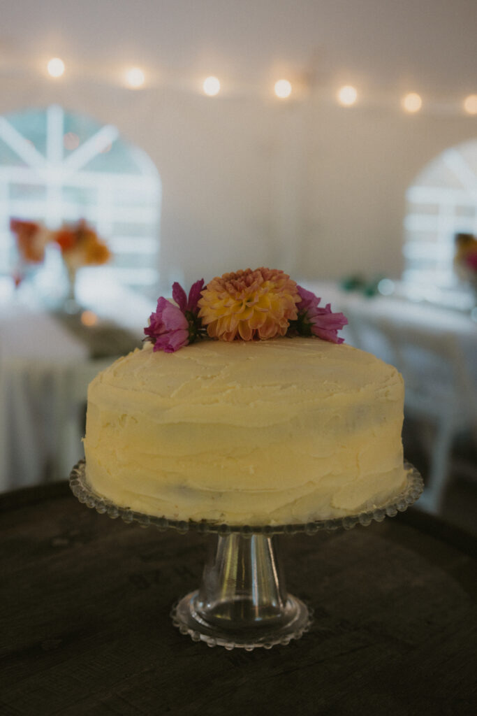 Close up of wedding cake